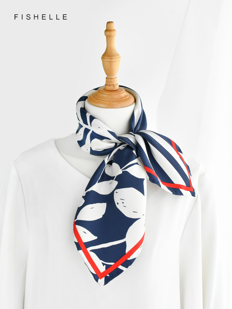 Blue white striped flower prin – Silk Tie Striped recenzja i cena