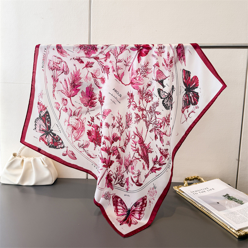 Vintage Butterfly Sketch Squar – Silk Neck Scarf recenzja i cena