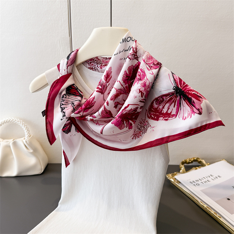 Vintage Butterfly Sketch Squar – Silk Neck Scarf recenzja i cena