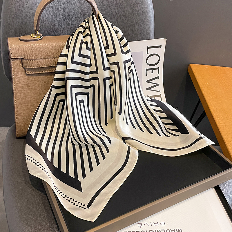 Luxury Brand Neckerchief Sprin – Ascot Neck Scarf recenzja i cena